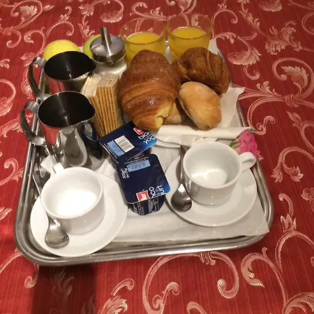 Relais La Corte Dei Cavalieri Bed and Breakfast Σιένα