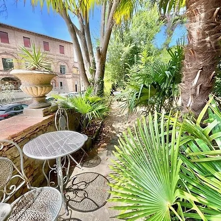 Relais La Corte Dei Cavalieri Bed and breakfast 4*